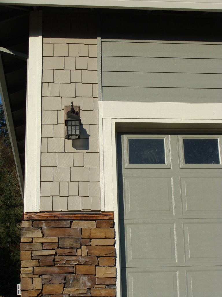 James Hardie Design Sample Mountain Sage Siding, Khaki Brown Staggered Edge Shake, Cobblestone
